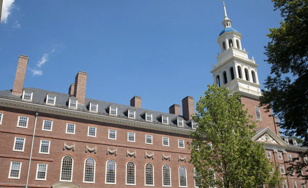 Why Lowell House is the Best House Harvard